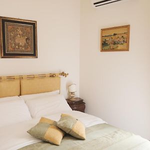 Camera con letto queen size